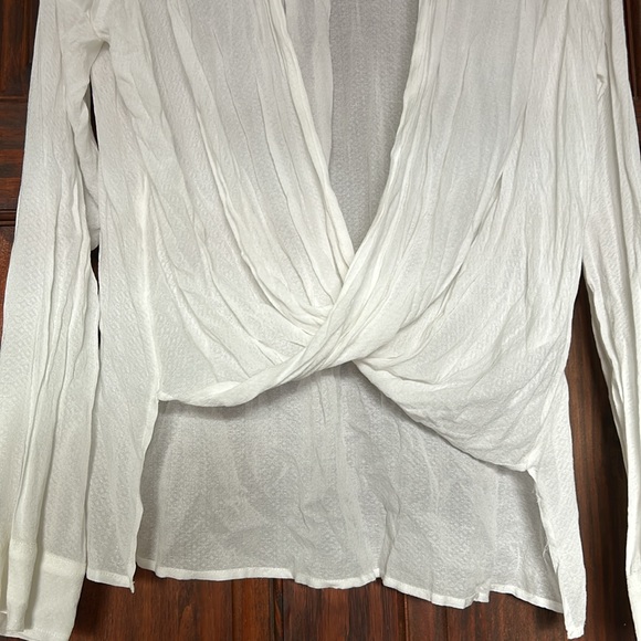 High low blouse from hollister - Picture 3 of 3